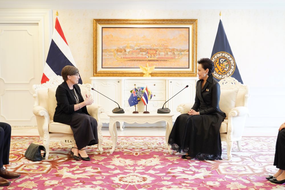 ดร.แอนเจลา แม็กดอนัลด์ (Dr. Angela Macdonald) เอกอัครราชทูตเครือรัฐออสเตรเลียประจำประเทศไทย เข้าพบหารือ นางศุภจี สุธรรมพันธุ์ รัฐมนตรีว่าการกระทรวงพาณิชย์ ในวันพฤหัสบดีที่ 18 ธันวาคม 2568 ณ กระทรวงพาณิชย์